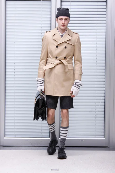 Look 12
